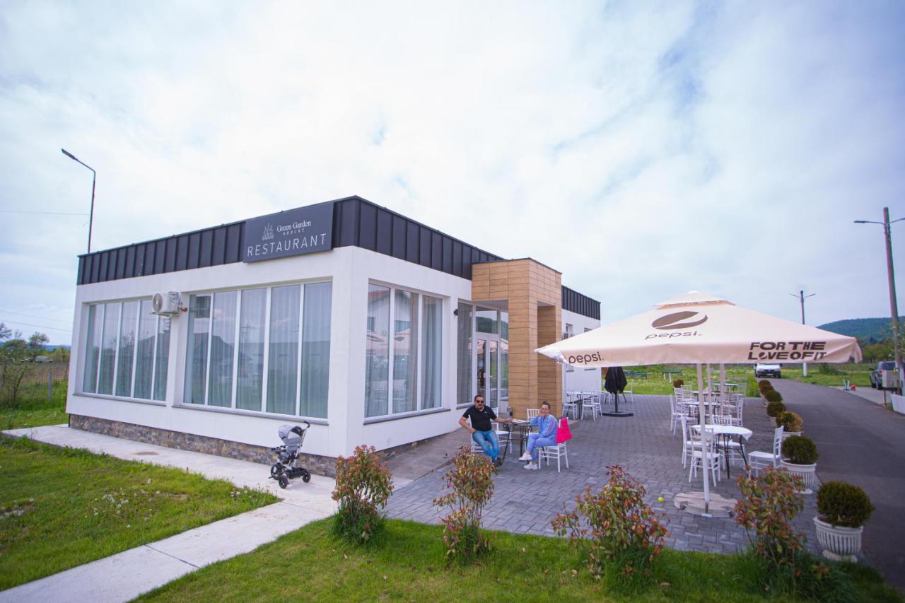 Green Garden Resort Cicirlau Экстерьер фото