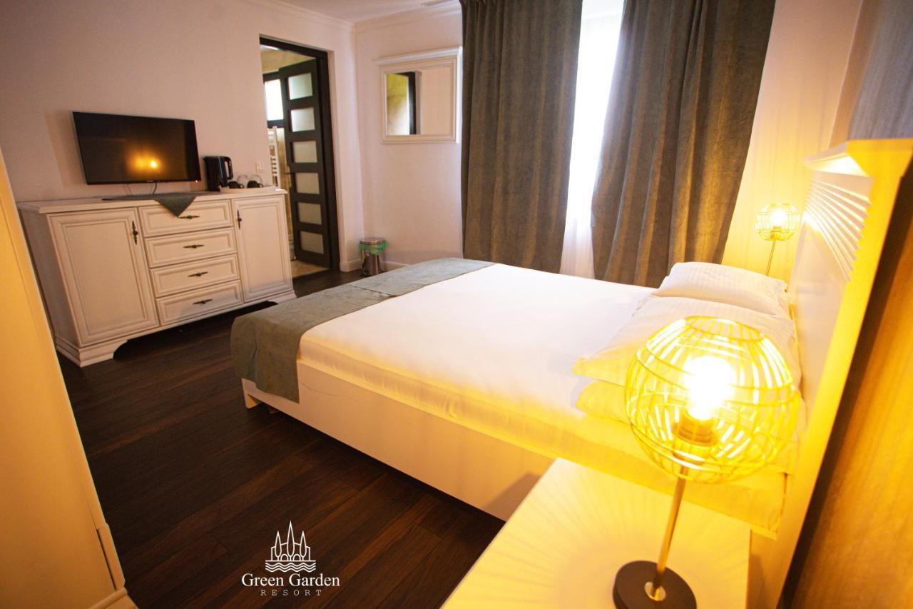 Green Garden Resort Cicirlau Экстерьер фото